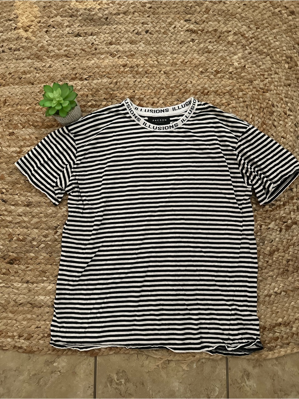 MENS STRIPED TEE